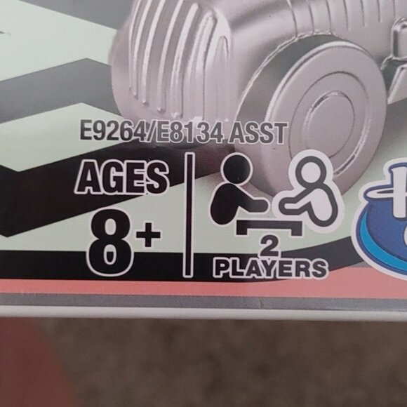 BNIP Monopoly: Rival's Edition family board game - Picture 9 of 9